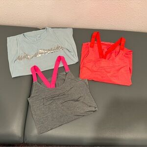 Nike tank bundle